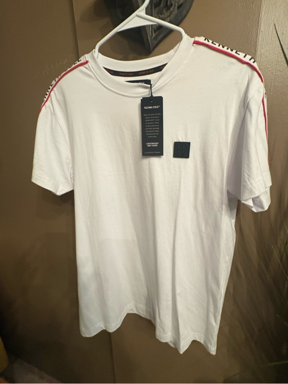 LIghtweight Men’s Knit T-Shirt